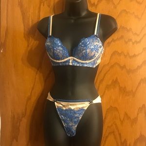 NWOT Sexy Heidi Klum Bra and Panty Set 34B